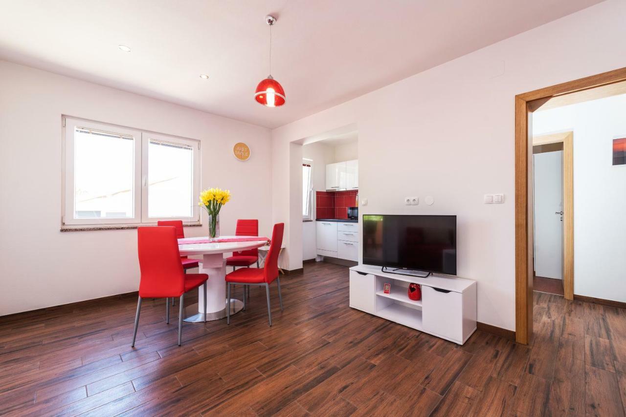 Apartman Micko Привлака Экстерьер фото