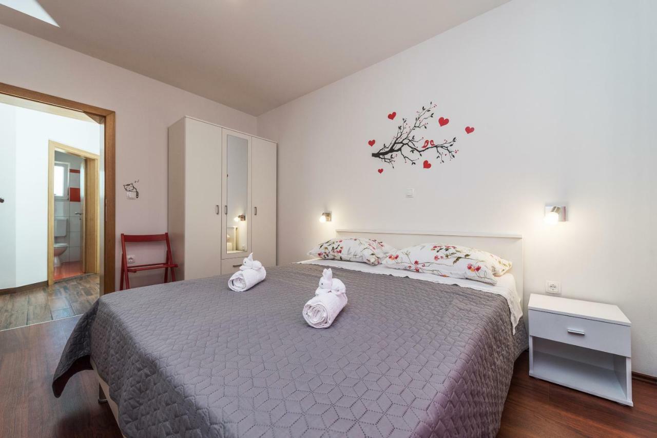 Apartman Micko Привлака Экстерьер фото